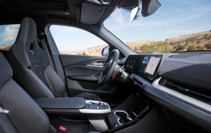 All-new BMW X2 M35i xDrive interior