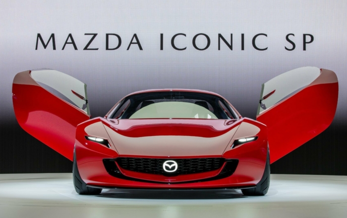 Mazda Iconic SP front