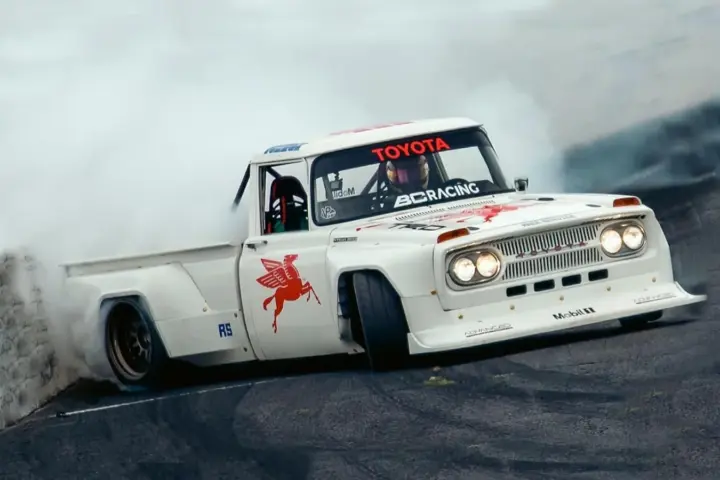 Ryan Tuerck Drifts the Appalachian Mountains [video]