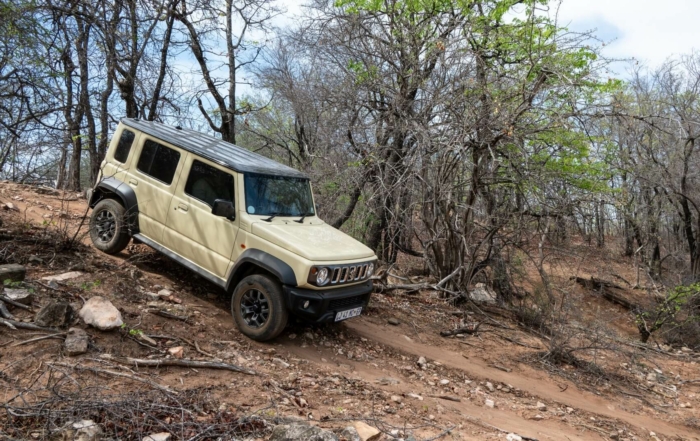 Suzuki Jimny Five-Door side