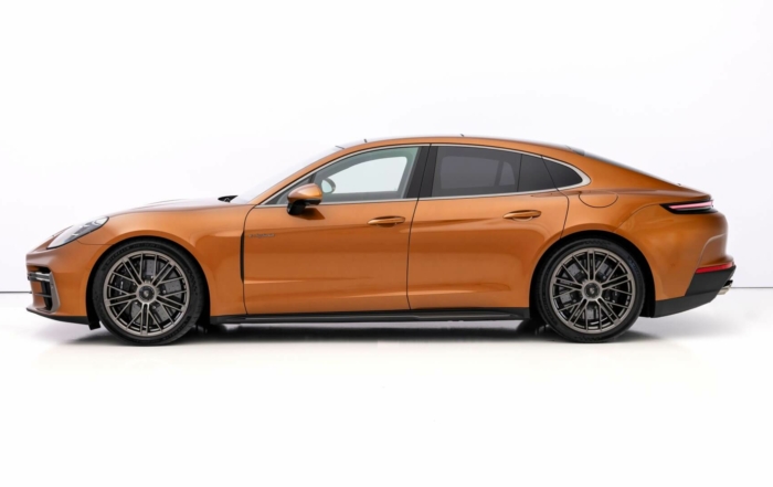 Third Generation Porsche Panamera profile