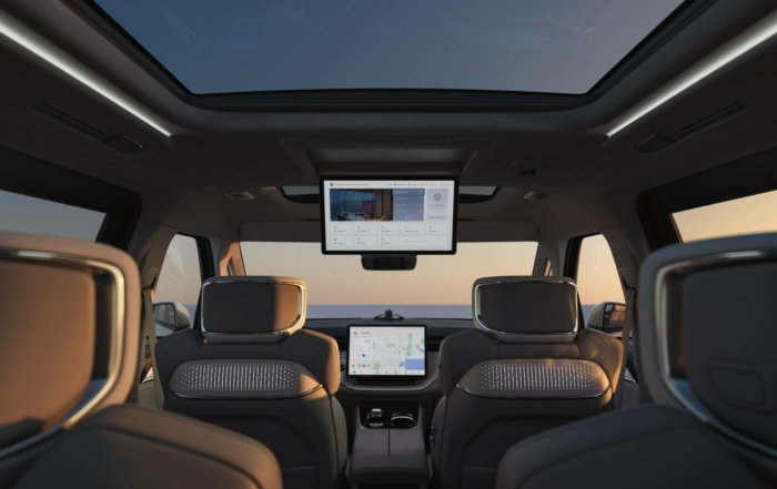 Volvo EM90 cabin
