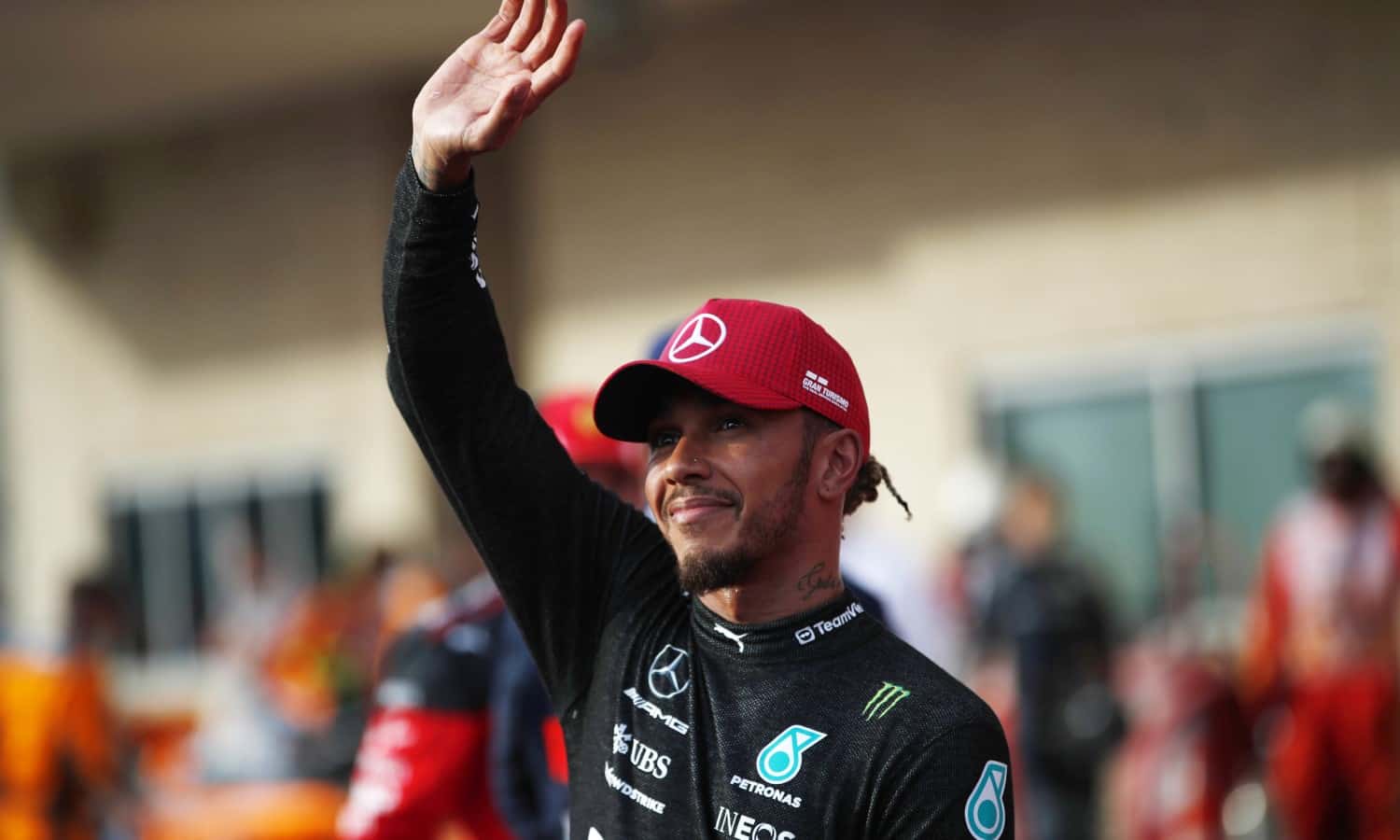 Hamilton Signs With Ferrari F1