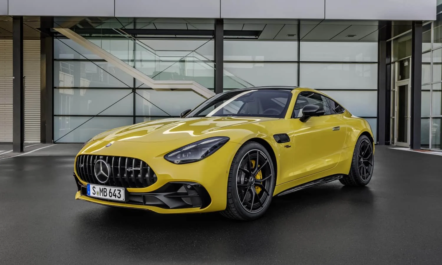 Mercedes-AMG GT43