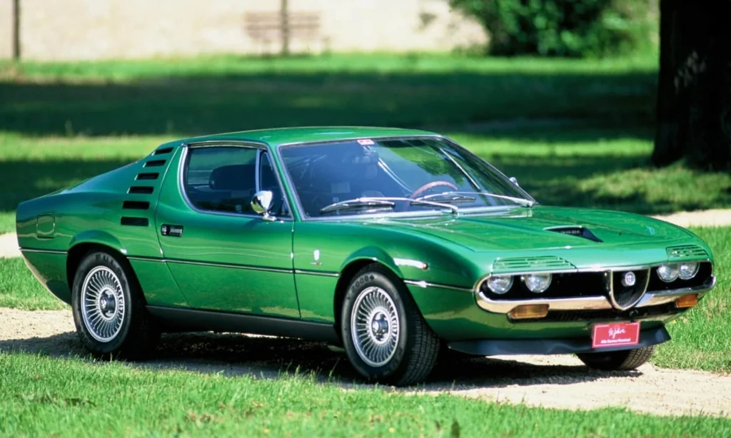 Alfa Romeo Montreal
