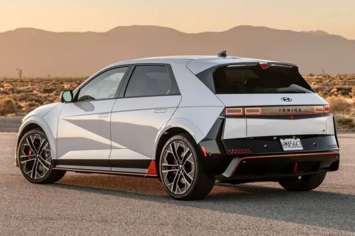 Hyundai Brings Full ICE Experience to Ioniq 5N EV [video]