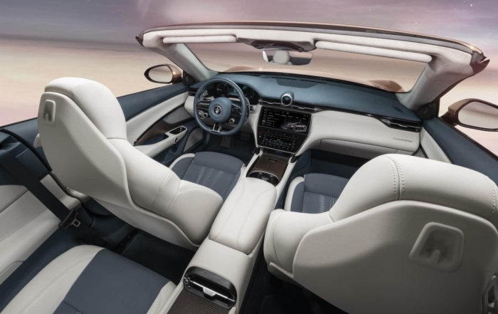 Maserati GranCabrio Folgore interior