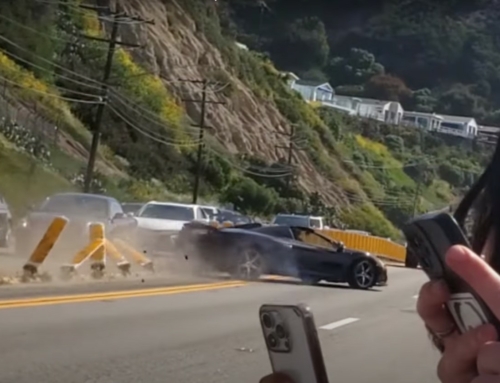 McLaren 650S Spider Crashes Leaving California Car Meet [video]