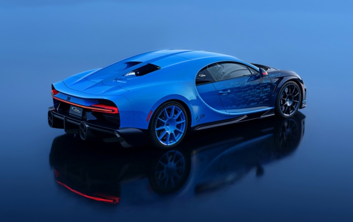 Bugatti Chiron L’Ultime rear
