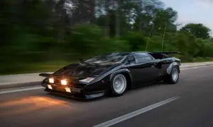 Cannonball Run Lamborghini Countach LP400S Reunited with Actresses
