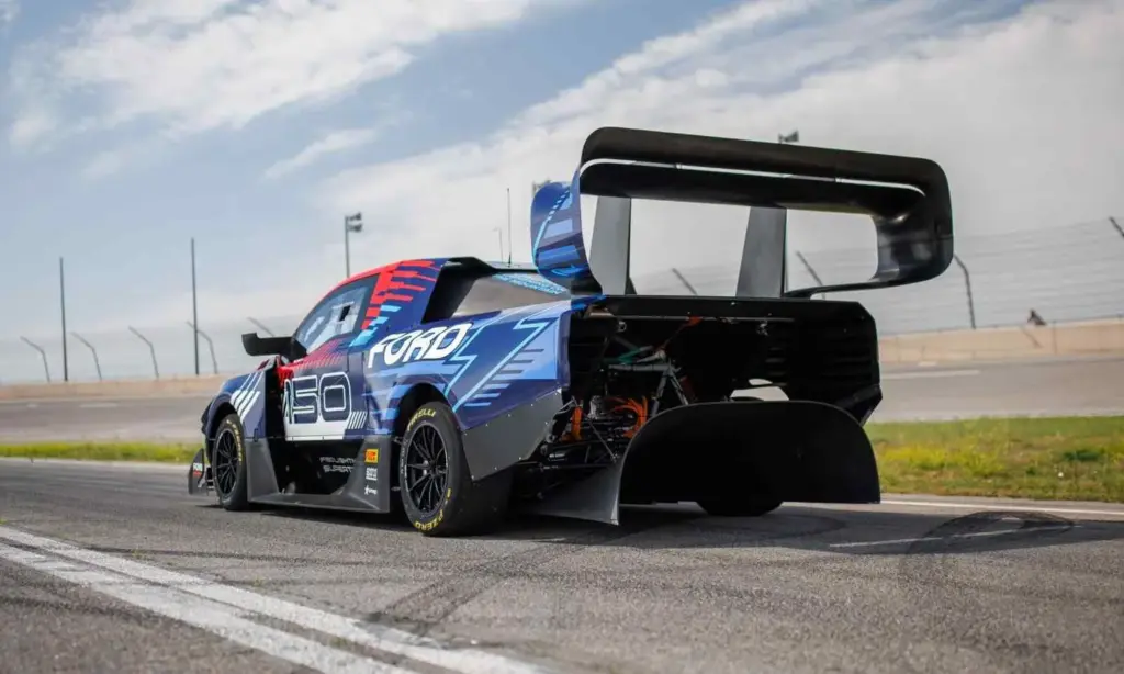 Ford F-150 Lightning SuperTruck Aiming for Pikes Peak Record