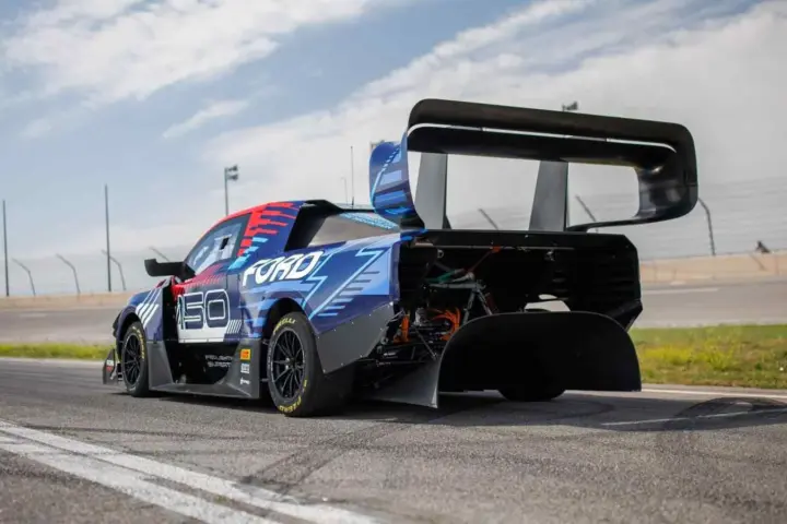 Ford F-150 Lightning SuperTruck Aiming for Pikes Peak Record