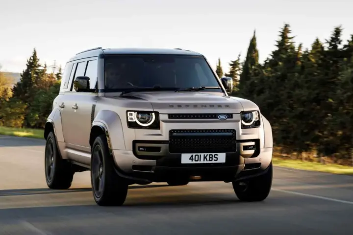 Land Rover Defender Octa – the Most Powerful Ever