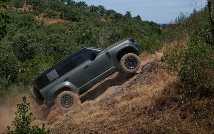 Land Rover Defender Octa