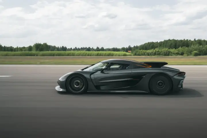 Koenigsegg Breaks Its Own 0-400 km/h-0 Record [w/video]