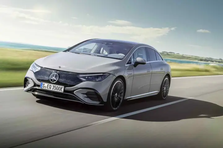 Mercedes-EQ EQE350+ Sedan Driven