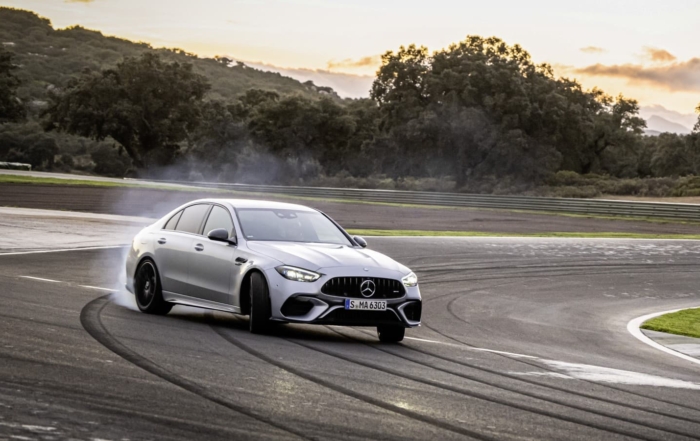 Mercedes-AMG C63S E-Performance Driven