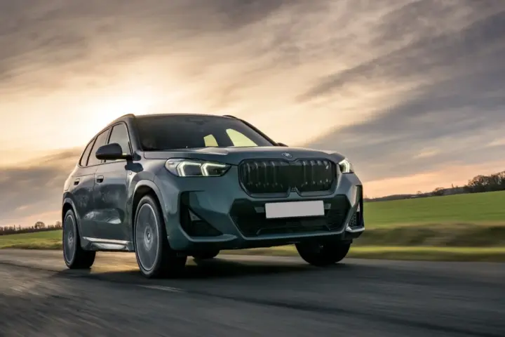 BMW iX1 xDrive30 Driven