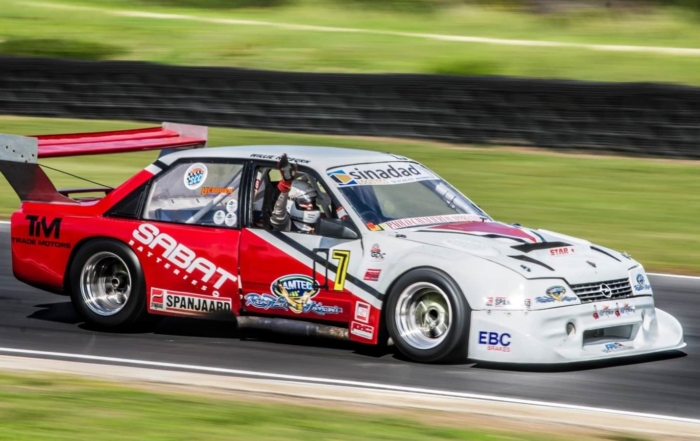 Willie Hepburn in Chev Rekord