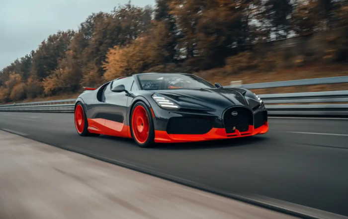 Bugatti Mistral Sets New World Record