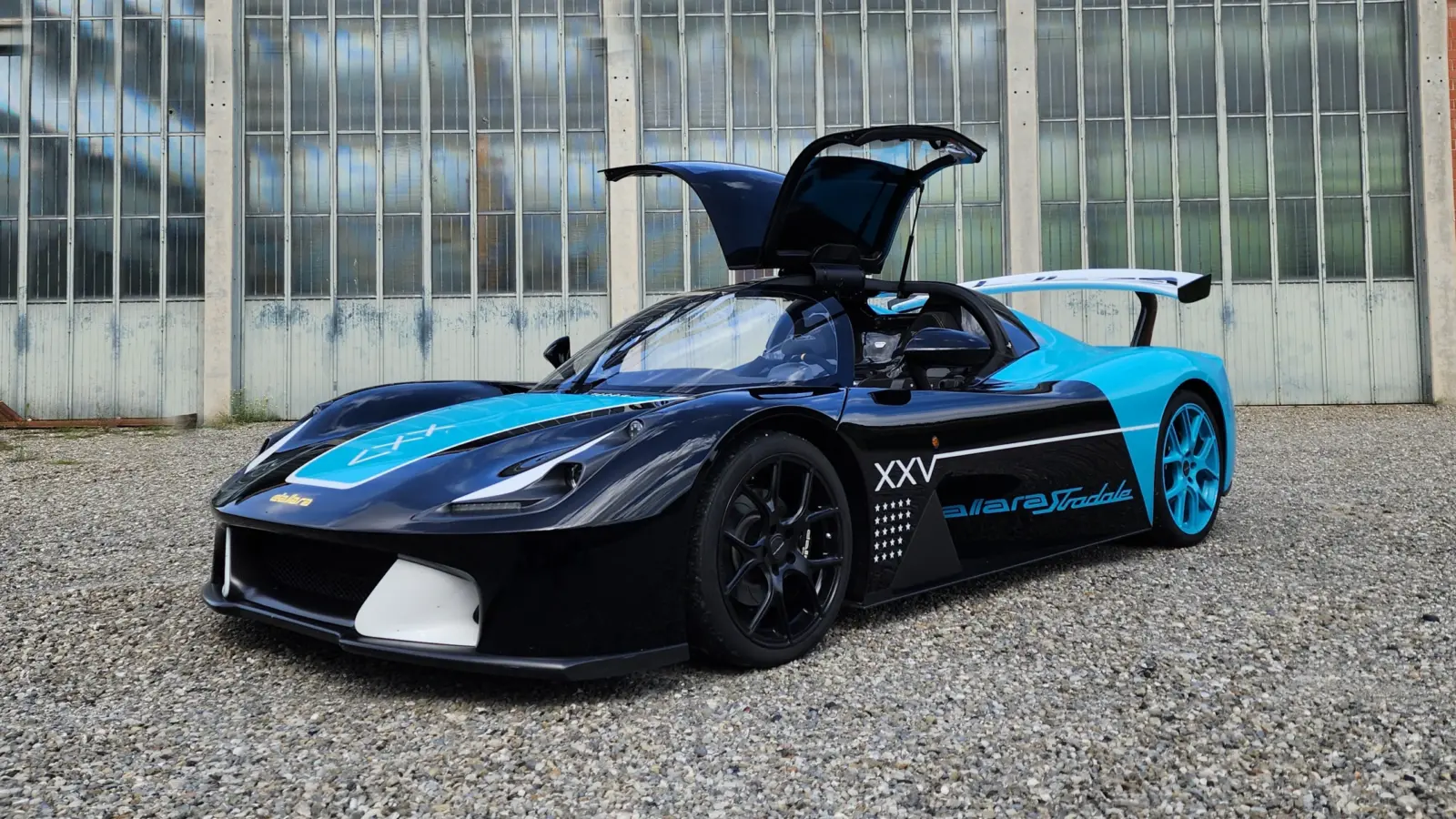 Lightweight Dallara Stradale Driven in Italy [video]