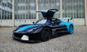 Lightweight Dallara Stradale Driven in Italy [video]