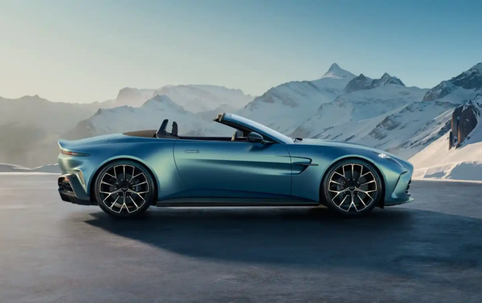Aston Martin Vantage Roadster profile