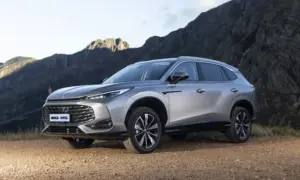 MG HS and ZS Models Hit SA Roads