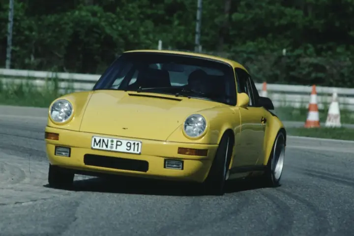 Faszination on the Nürburgring: First Viral Car Video