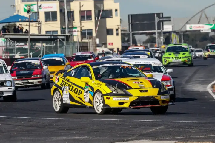 Double Apex Completes 2025 iLamuna 9-Hour At Killarney Raceway [w/video]