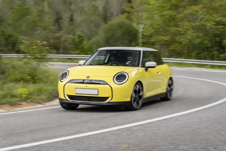 Mini Cooper S Driven – A Dying Breed