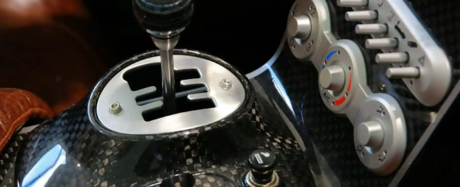 Automobili Mignatta Rina gear shifter
