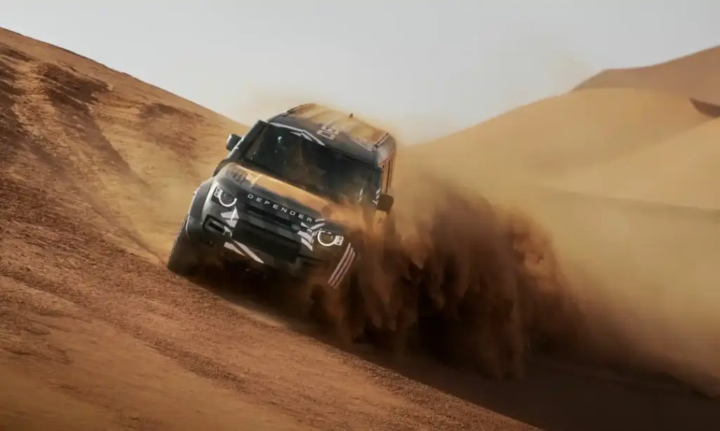 Land Rover Defender D7X-R Prototype Starts Testing