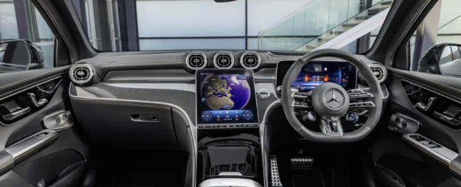Mercedes-AMG GLC63S interior