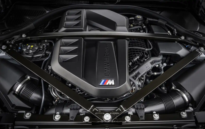 BMW M2 CS engine