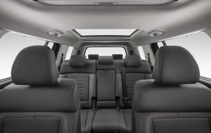 Santa Fe Hybrid cabin