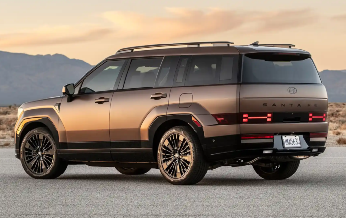 Santa Fe Hybrid rear