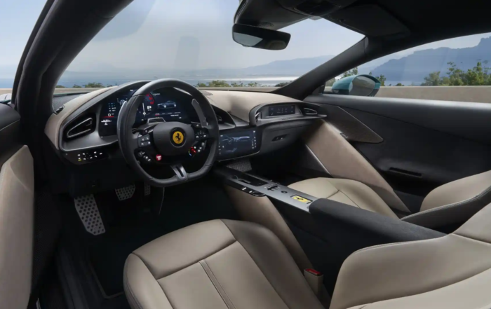 Ferrari Amalfi interior