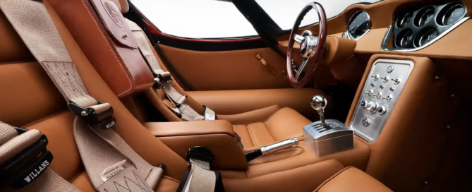 PPW R33 interior