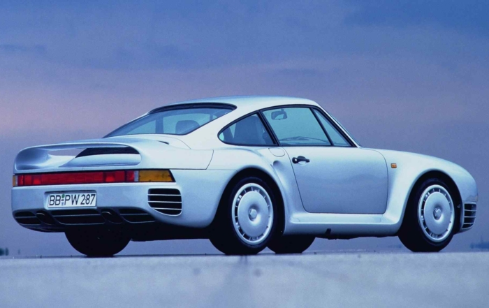 Porsche 959 rear