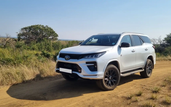 Toyota Fortuner GR-S