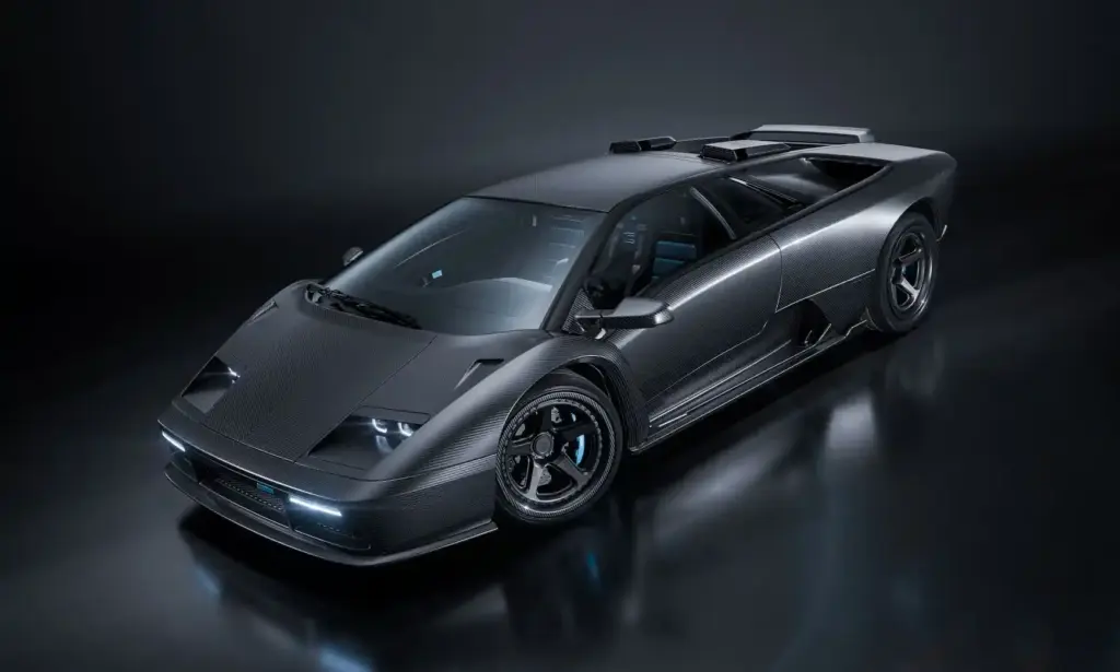 Eccentrica Titano is a Track-Focused Lamborghini Diablo Restomod