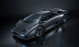 Eccentrica Titano is a Track-Focused Lamborghini Diablo Restomod