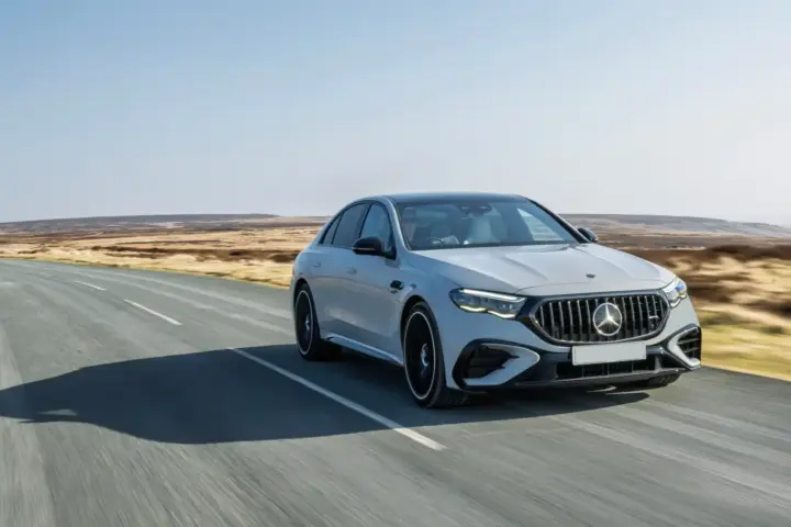 Mercedes-AMG E53 4Matic+ Driven
