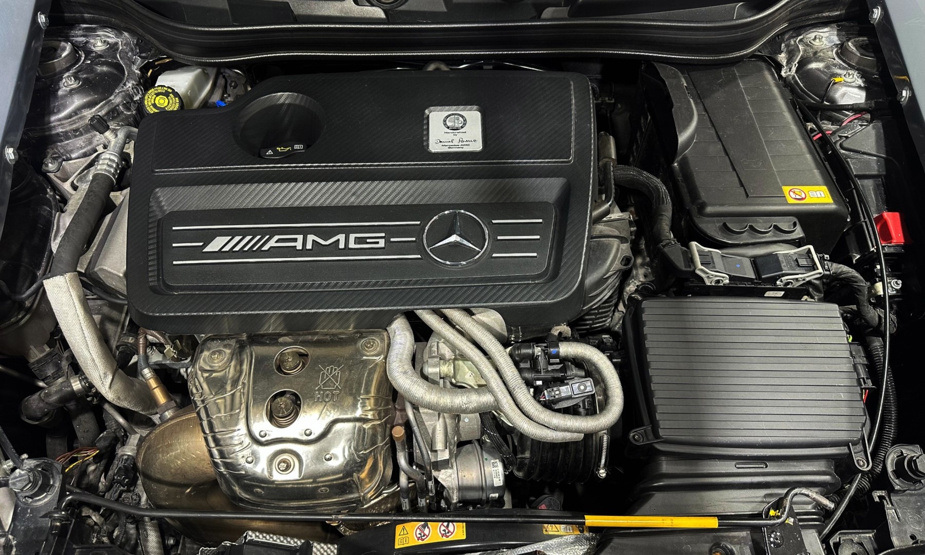 Mercedes Ponton Pickup Restomod engine