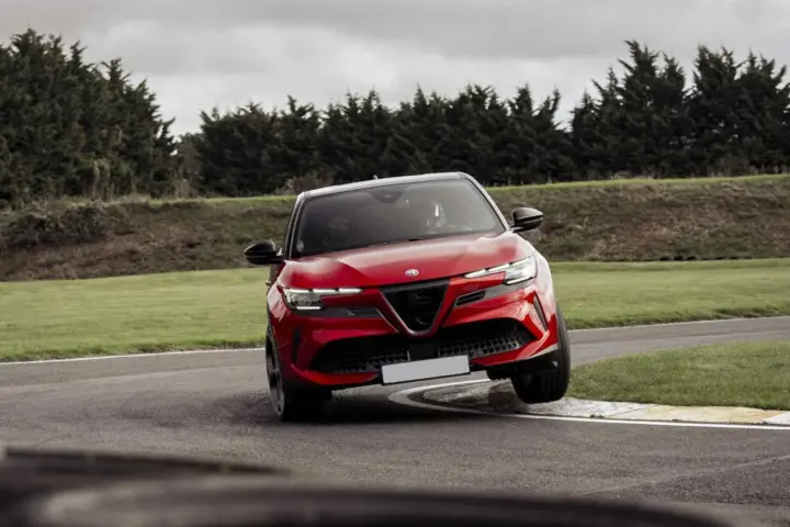 Alfa Romeo Junior Veloce Driven on Track