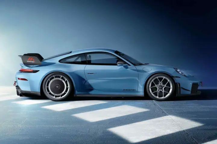 Porsche Introduces Revised Manthey Aero Kit for GT3