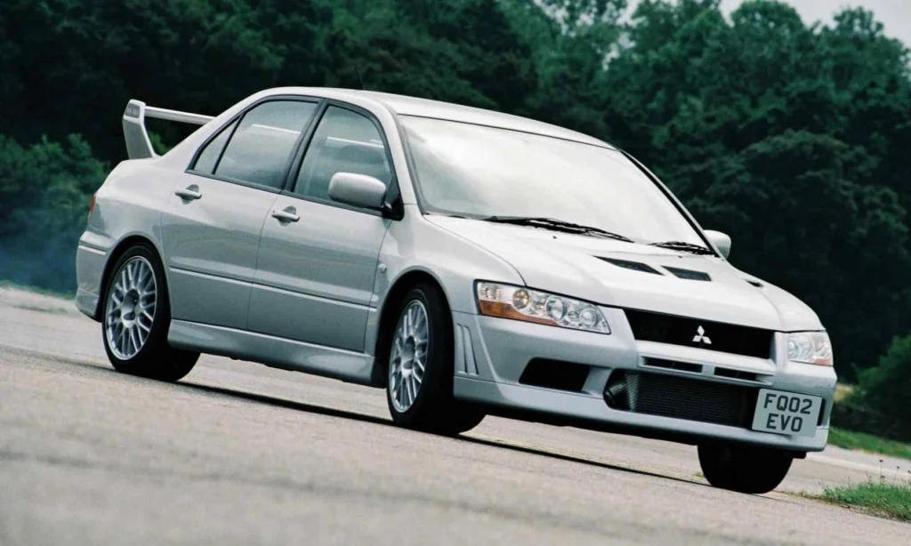 Mitsubishi_Lancer_Evolution_VII_FQ_300