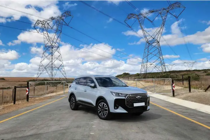 7 Things We Learned Driving the Chery Tiggo 7 CSH (PHEV)