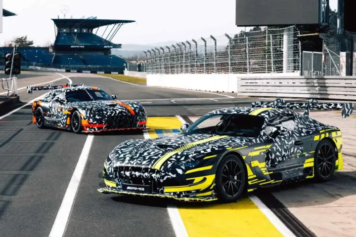 New AMG GT Black Series and GT3 Racer Previewed [w/video]